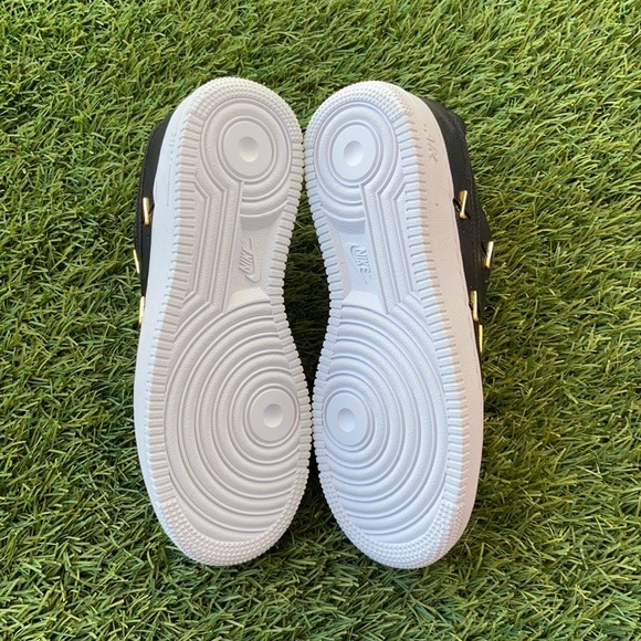 Nike Air Force 1 - Picture 5 of 5